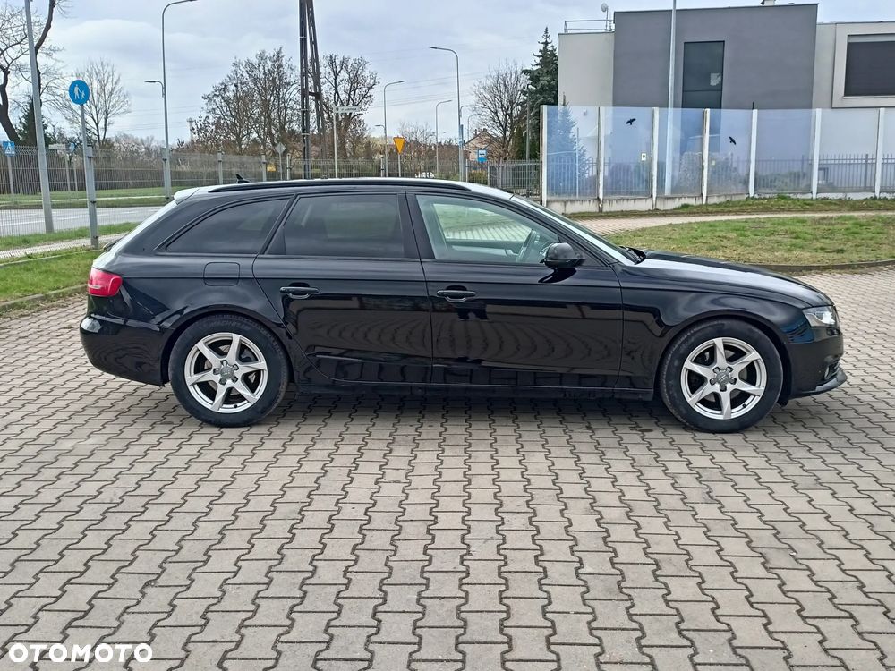 Audi A4 Avant 2.0 TDI Limited Edition - 2