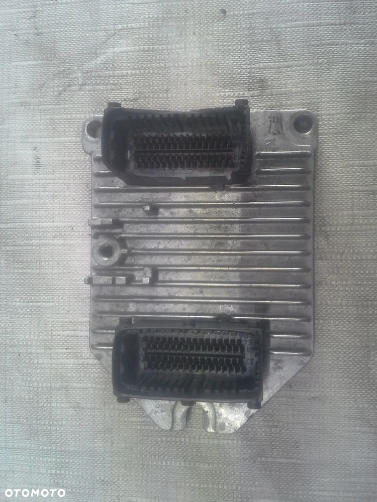 Opel Astra Vectra Zafira 1.8 16V sterownik silnika GM 09179499  5WK9181 - 3