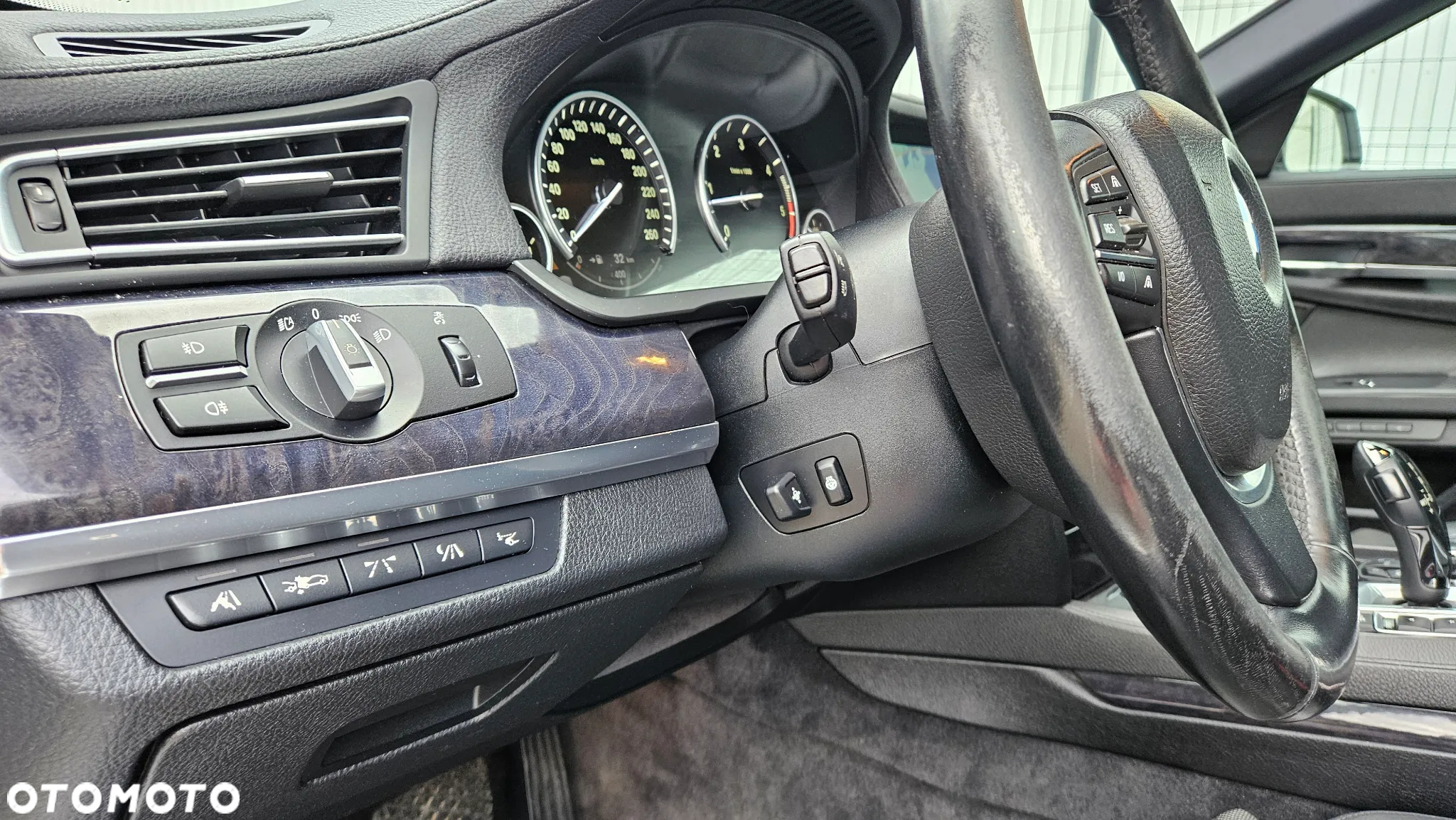 BMW Seria 7 730d - 23