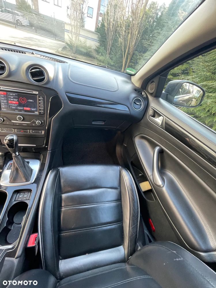 Ford Mondeo 2.0 TDCi Titanium - 12