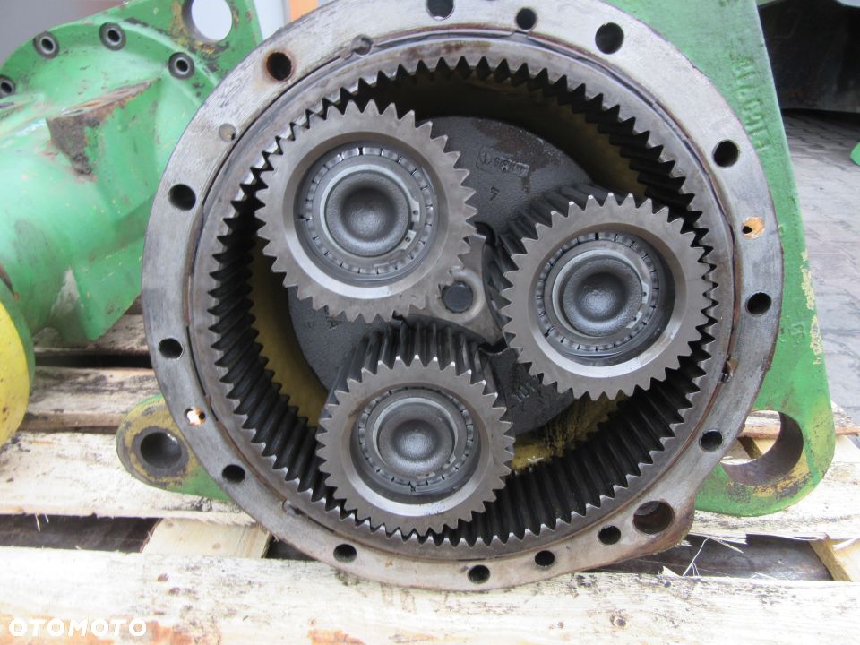 Zwolnica układ planetarny obudowa John Deere 6400 - 2