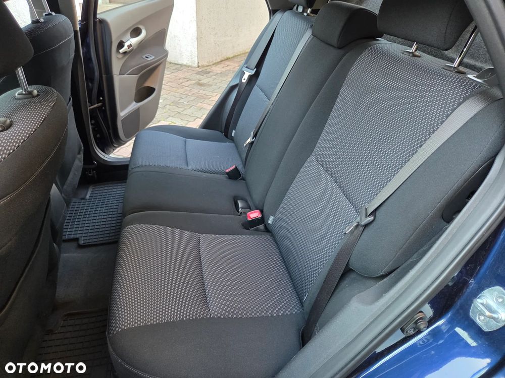 Toyota Auris - 7