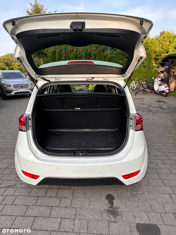 Hyundai ix20 1.6 BlueDrive Comfort - 20