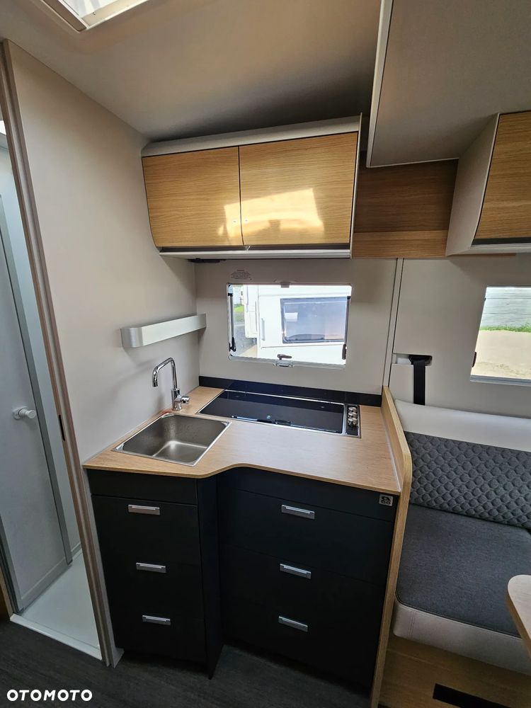 Adria Matrix 650 DL 60Y - 8