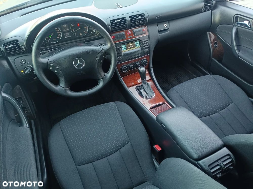 Mercedes-Benz Klasa C 200 Kompressor Automatik Elegance - 33