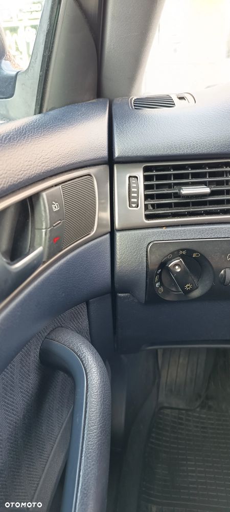 Audi A6 Avant - 22