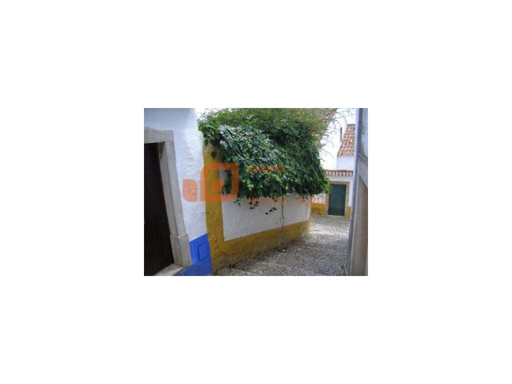 Lote de Moradia mesmo no centro da Vila de Óbidos! - Grande imagem: 5/7