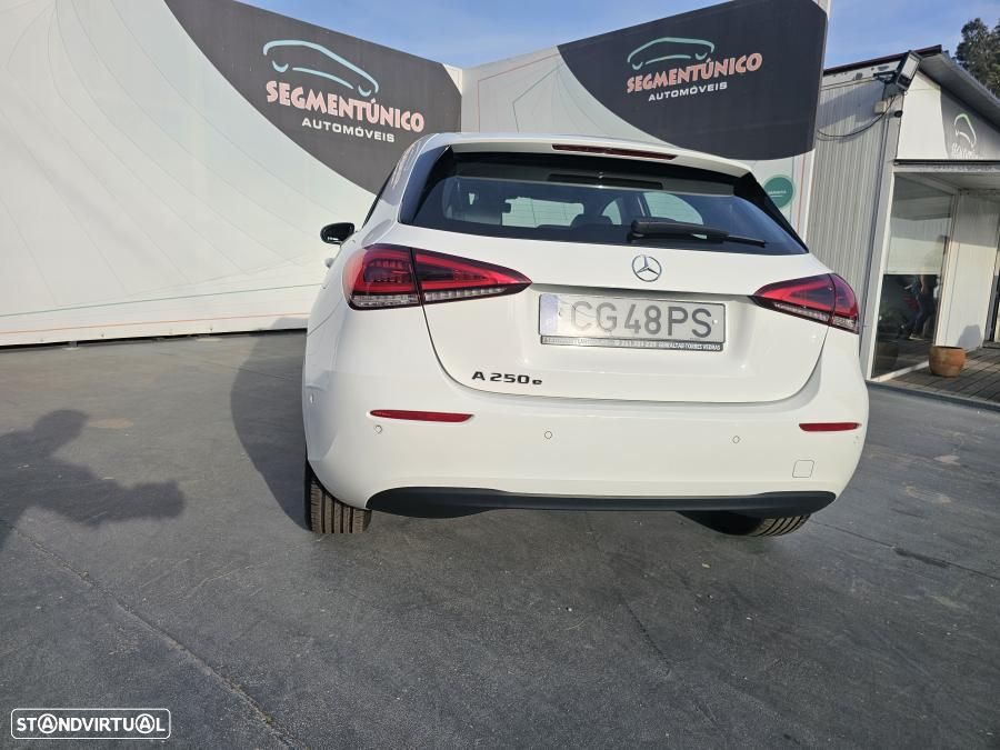 Mercedes-Benz A 250 e 8G-DCT Progressive - 15
