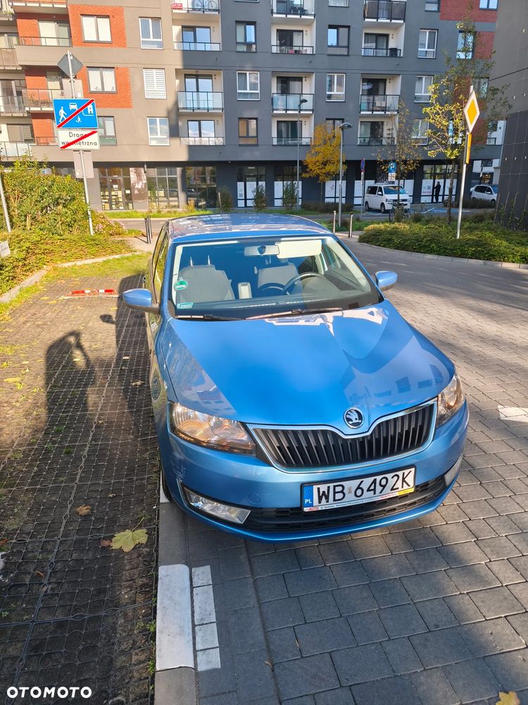 Skoda Rapid 2014 photo 2