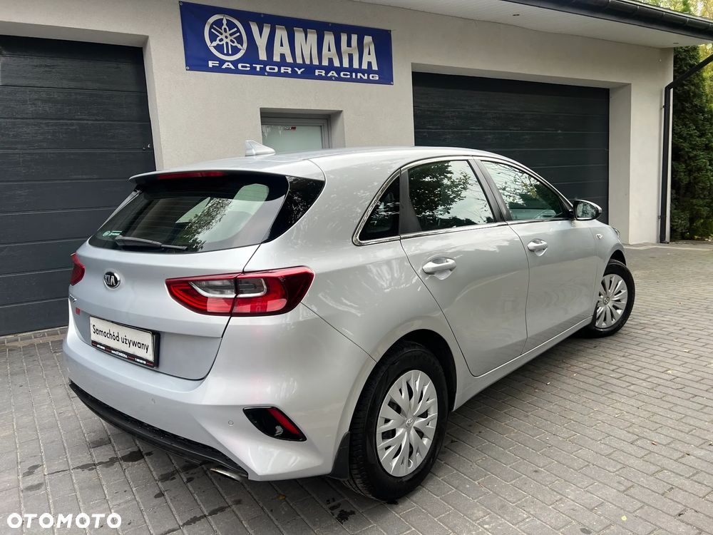 Kia Ceed 1.6 CRDi SCR M - 31