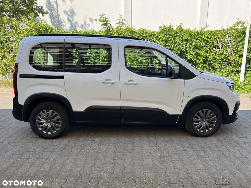 Peugeot Rifter 50kWh Allure - 4