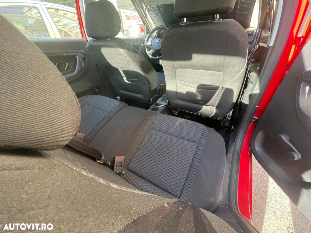 Skoda Fabia 1.2 HTP Ambiente - 6