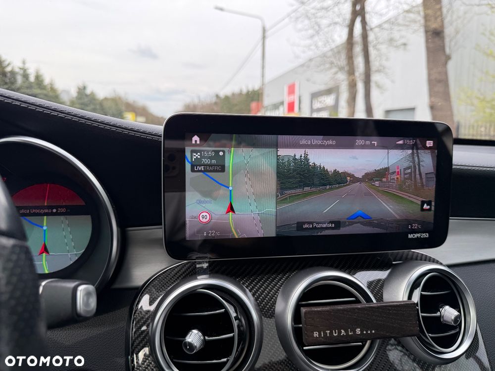 Mercedes-Benz GLC 300 d 4Matic 9G-TRONIC AMG Line - 12