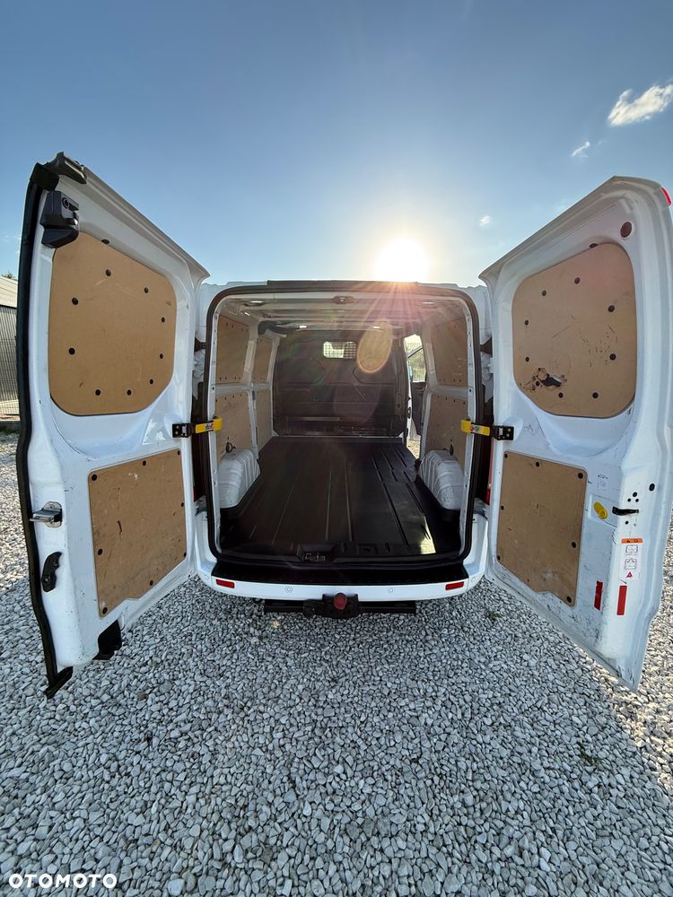 Ford Transit Custom - 13
