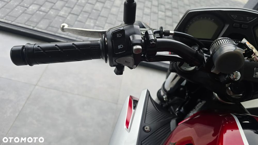 Honda CB - 21