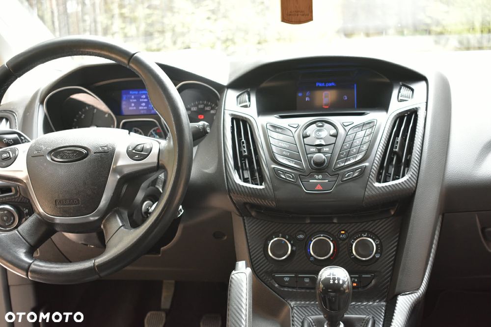 Ford Focus 1.6 TDCi DPF Trend - 16