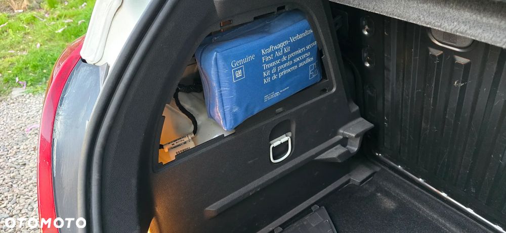 Opel Corsa 1.4 16V Color Edition - 20