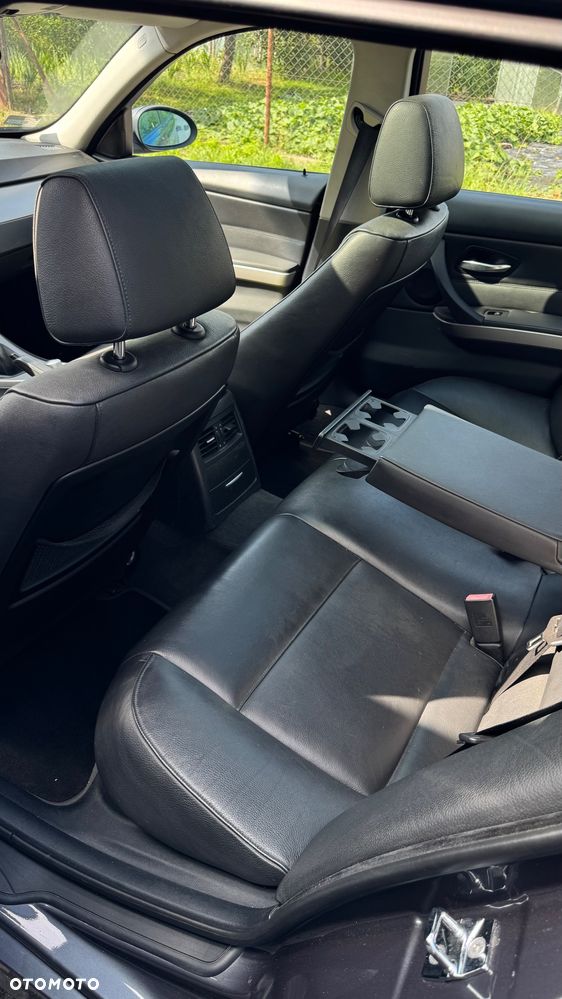 BMW Seria 3 320d - 14