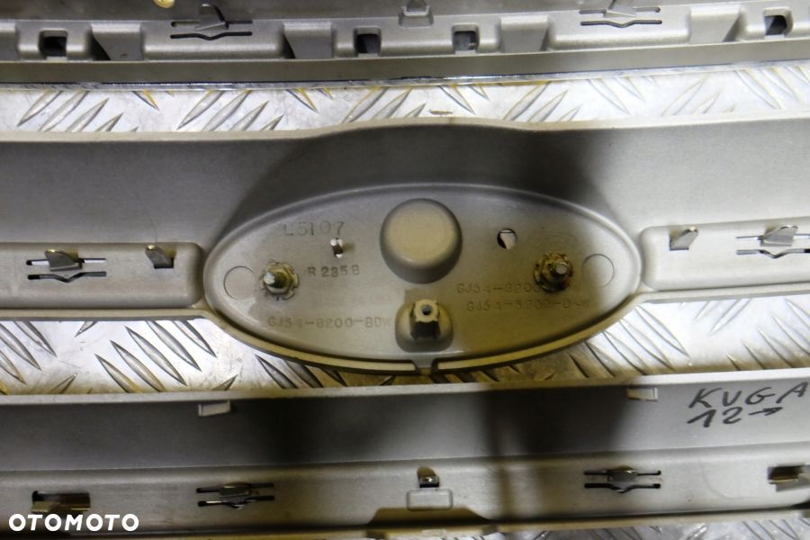 FORD ESCAPE 2017-2019 GRILL ATRAPA PRZÓD USA - 10