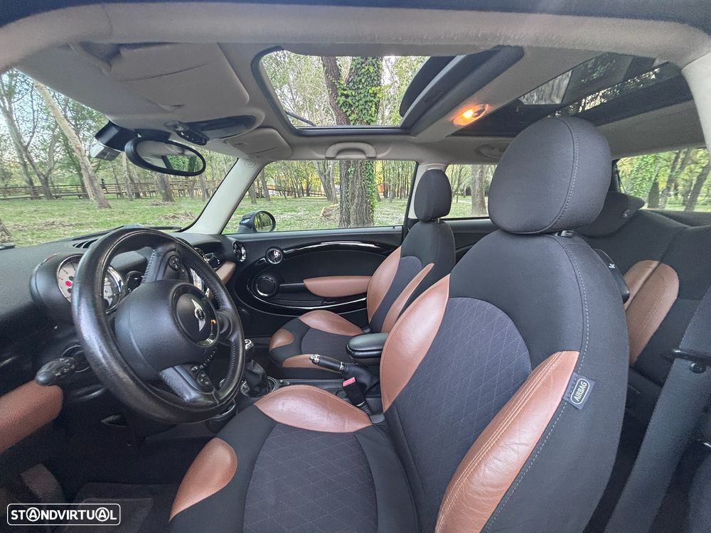 MINI 3 Portas Cooper D - 3