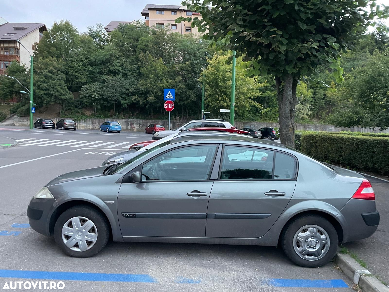 Renault Megane II Sedan 1.6 Influence - 3