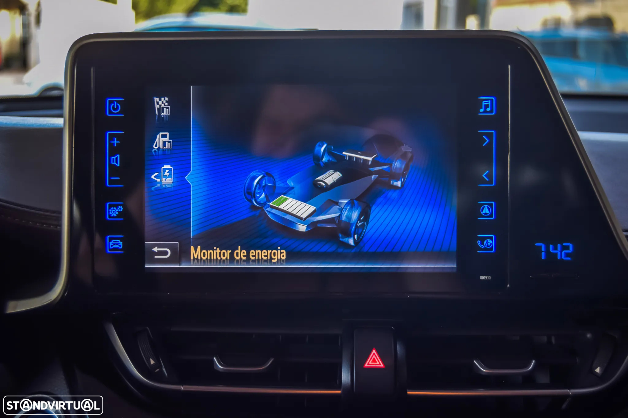 Toyota C-HR 1.8 HSD Exclusive+P.Luxury - 23