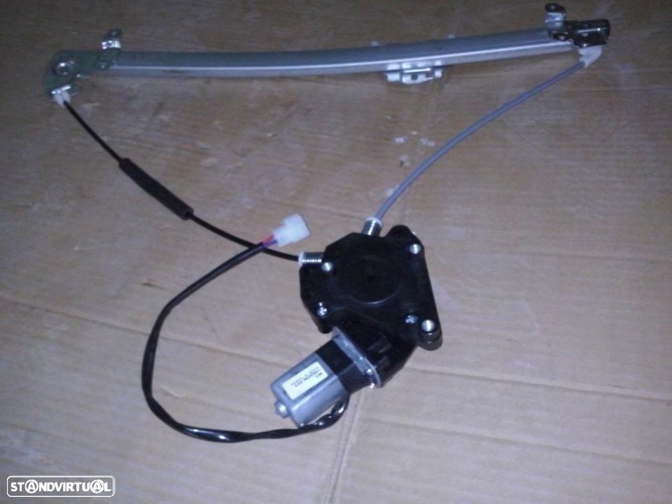 Elevadores novos dos vidros porta  Suzuki Vitara de 3 e 5 p - 1