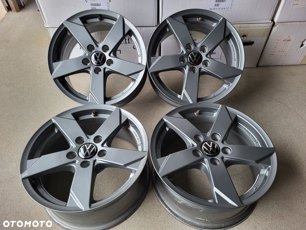 [1246] Felgi aluminiowe 16 cali VW 5x112 et35 7Jx16H2 Sharan Touran - 2