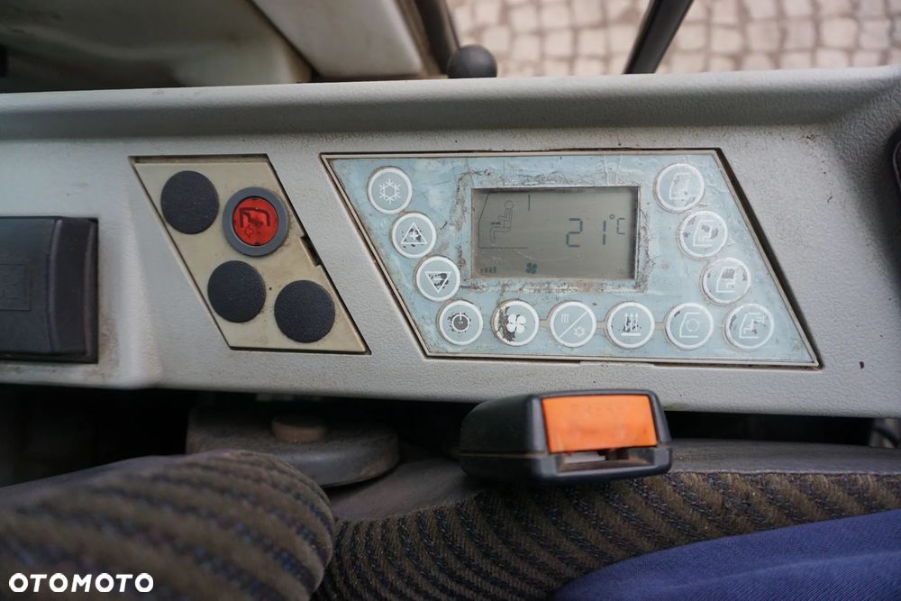 Liebherr A 924C - 16