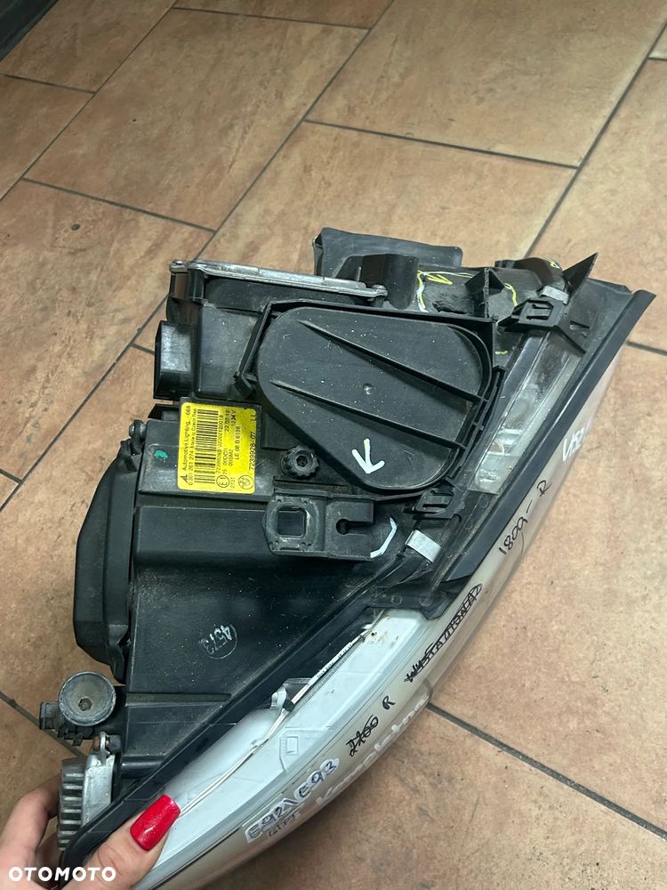 LAMPA BMW E92 E93 PRAWY PRZÓD KOMPLETNA LIFT 7239928 USZKODZONA - 4