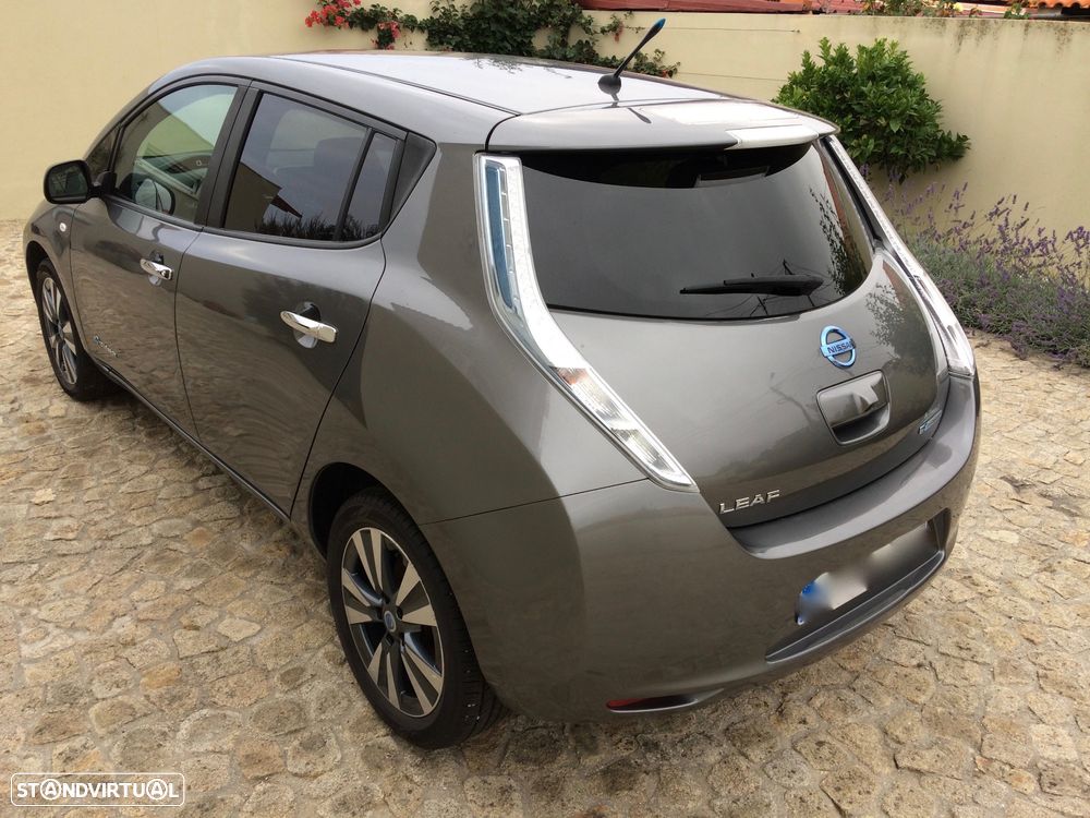 Nissan Leaf 24 kWh (c/ Bateria) Tekna - 2