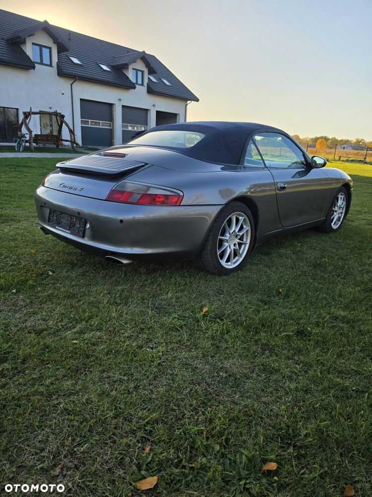 Porsche 911 - 4