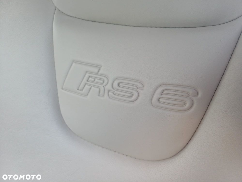 Audi RS6 5.0 TFSI Quattro Tiptr - 24