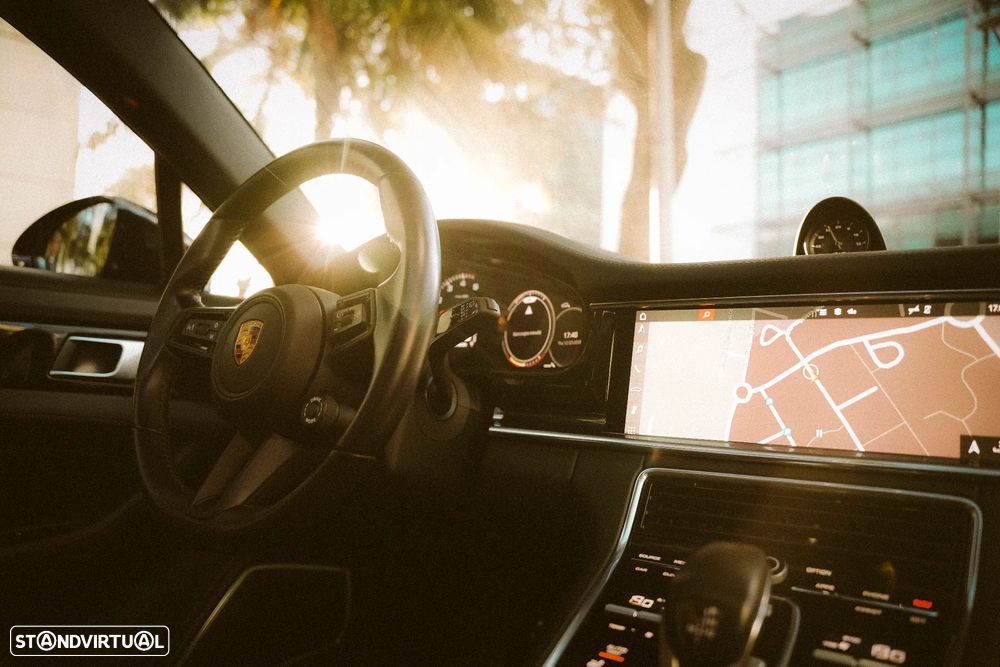 Porsche Panamera 4S E-Hybrid Executive - 36