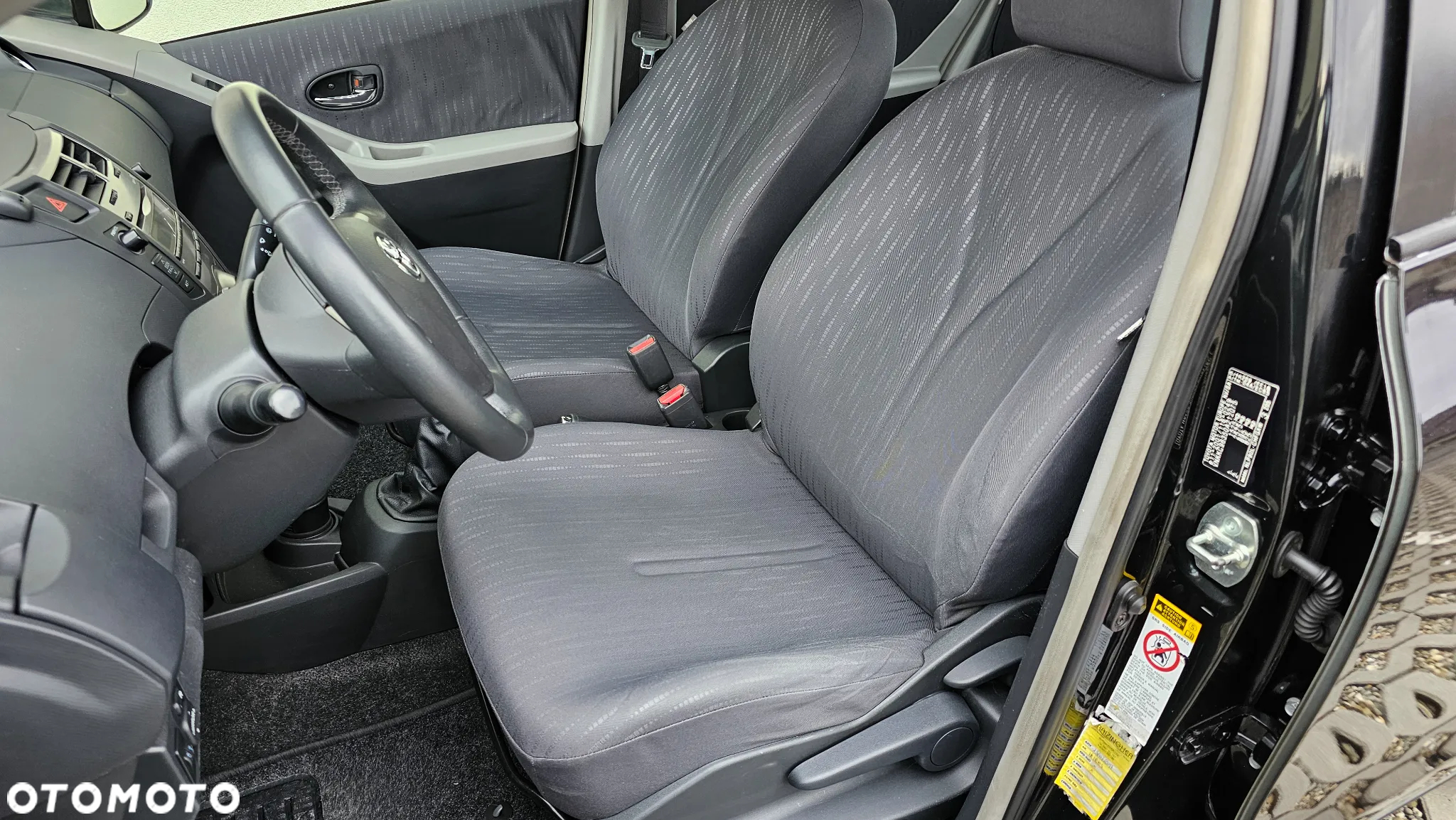 Toyota Yaris 1.4 D-4D Luna A/C - 14