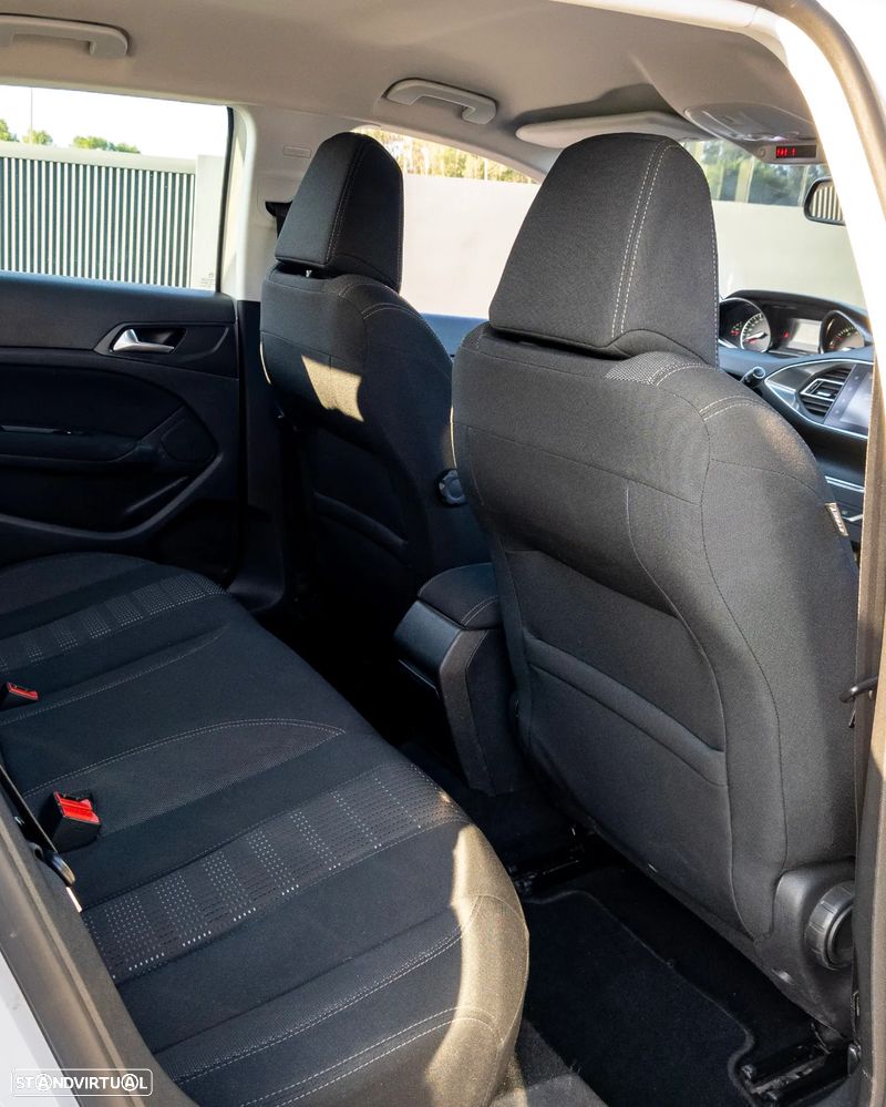 Peugeot 308 PureTech 130 Stop & Start Allure - 11