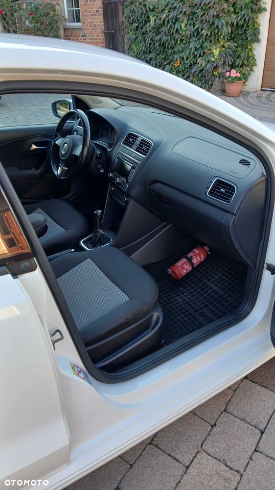 Volkswagen Polo - 5
