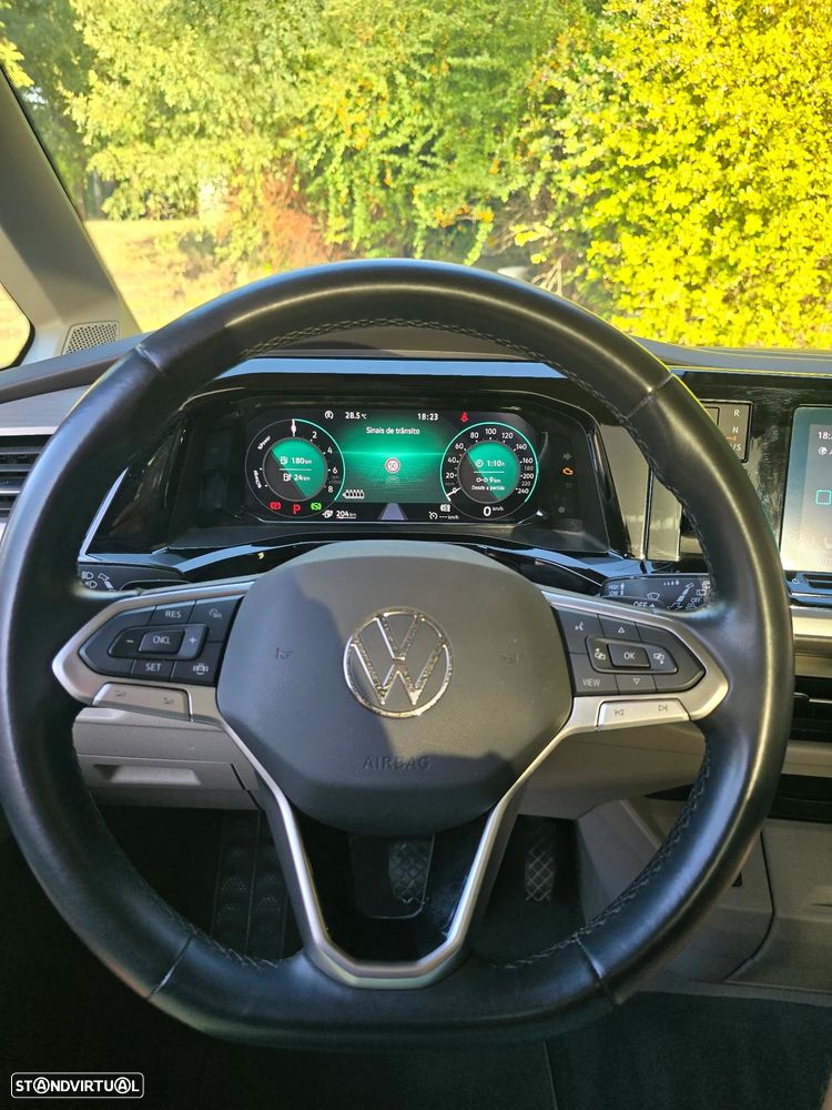 VW Multivan - 14