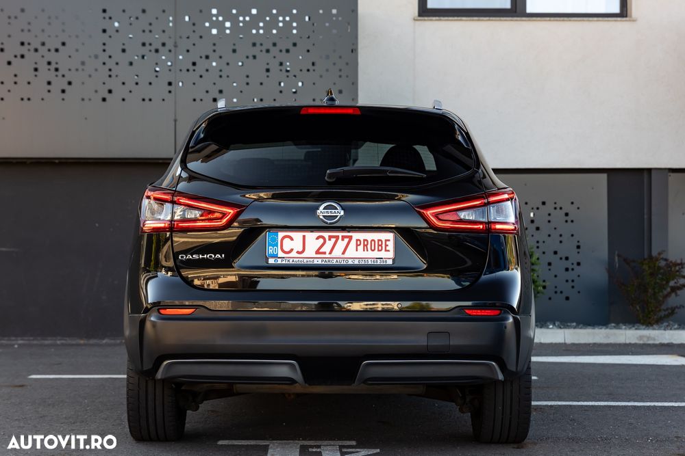 Nissan Qashqai 1.6L dCi Start/Stop 4X4-i Tekna - 13