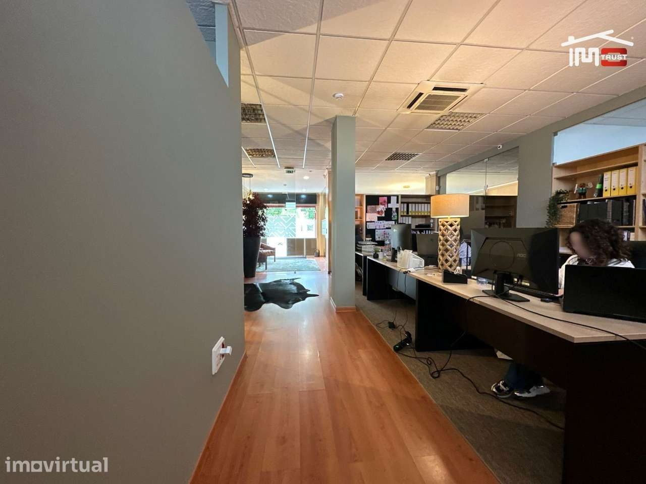 Fantástica Loja com 2 Pisos com 260m2 de área total - Grande imagem: 5/27