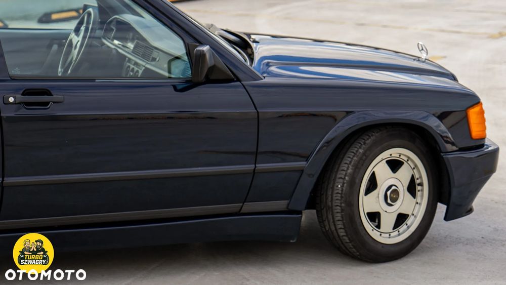 Mercedes-Benz W201 (190) - 2