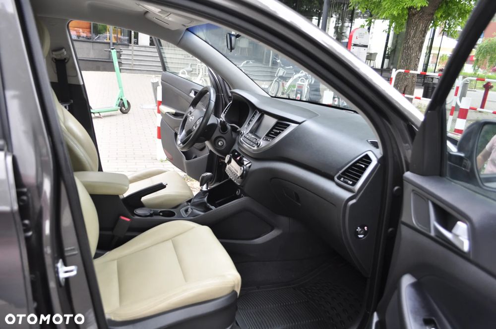 Hyundai Tucson 1.6 GDi 2WD Style - 12