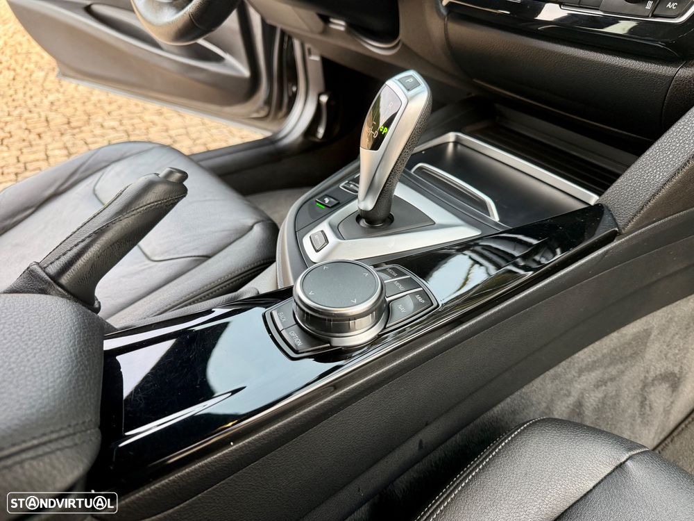 BMW 330 - 19