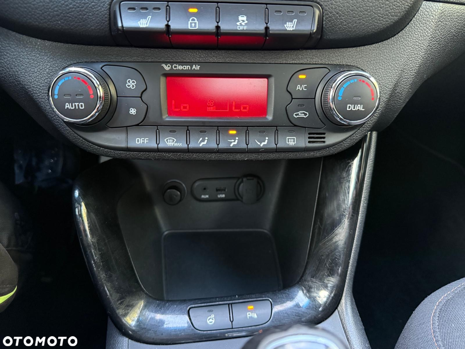Kia Ceed 1.6 GDI Fifa World Cup Edition - 23