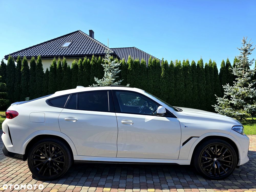 BMW X6 xDrive40d mHEV - 15