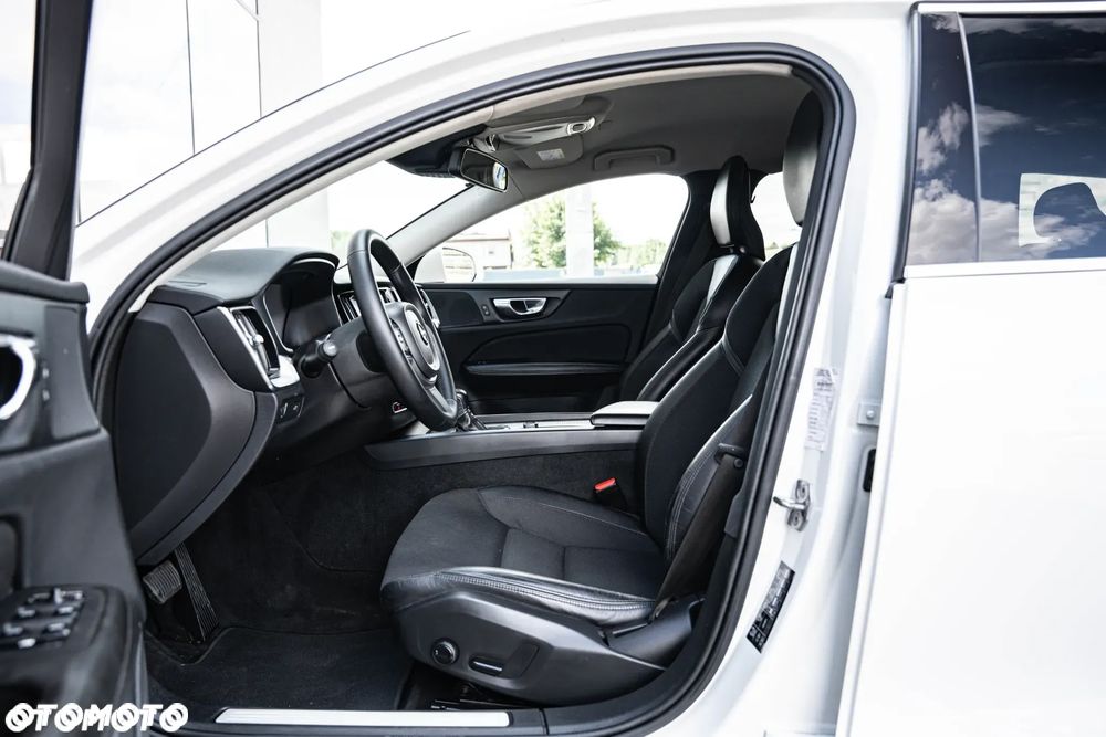 Volvo V60 D3 Geartronic Momentum - 14