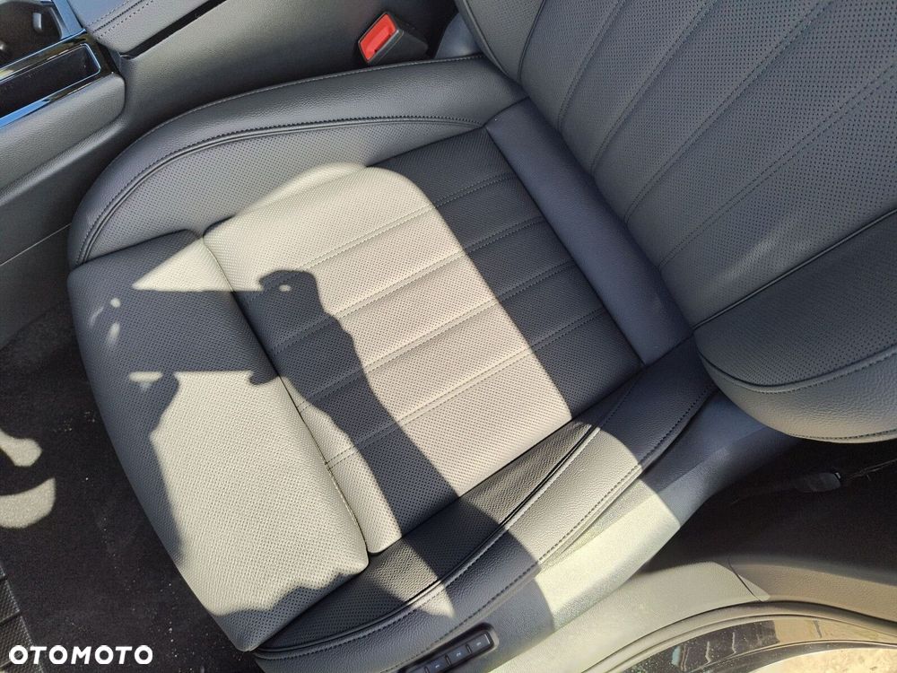 Skoda Superb 2.0 TDI SCR 4x4 L&K DSG - 15