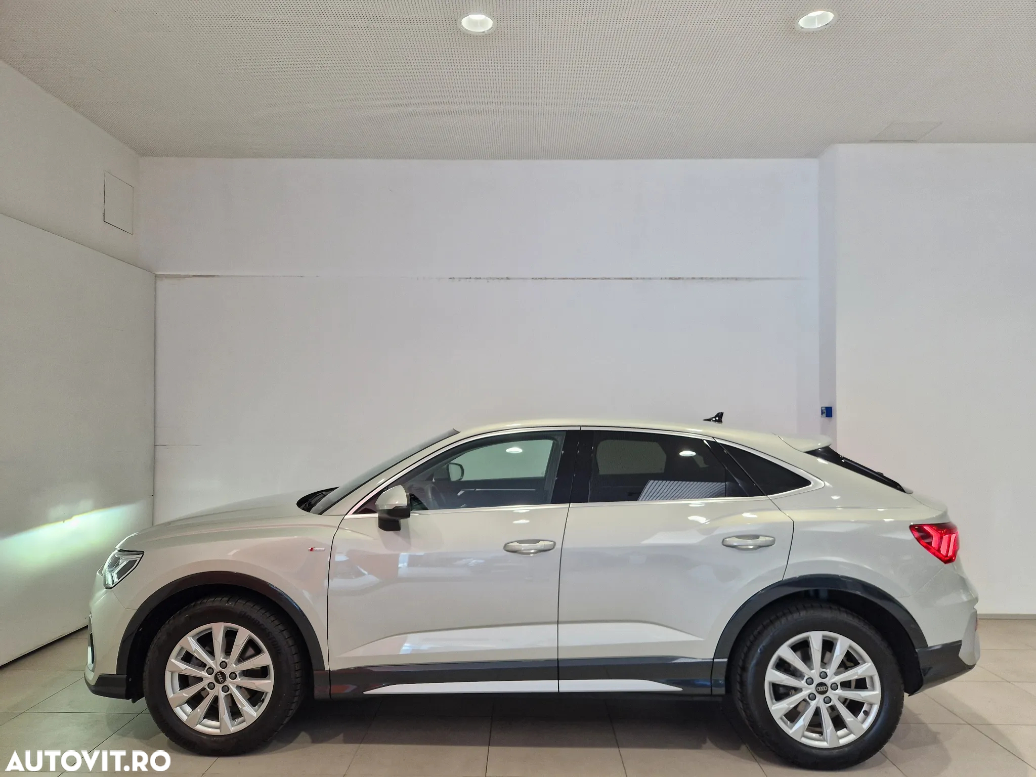 Audi Q3 1.5 35 TFSI S tronic S Line - 2