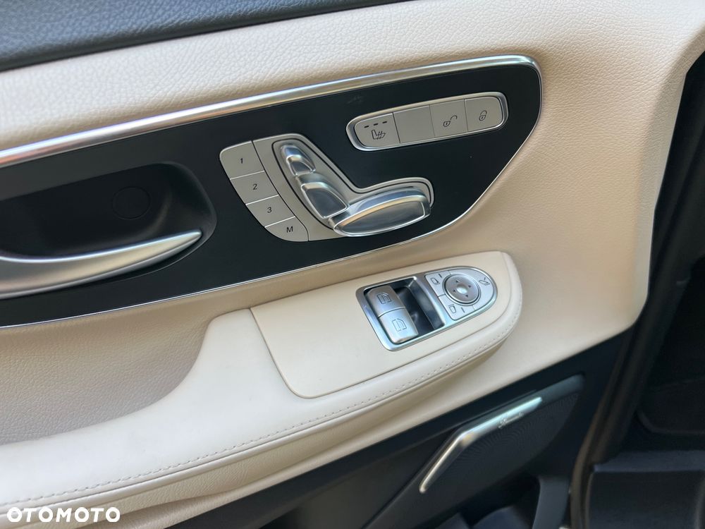 Mercedes-Benz Klasa V 250 (BlueTEC) d Avantgarde 7G-Tronic (d³ugi) - 14