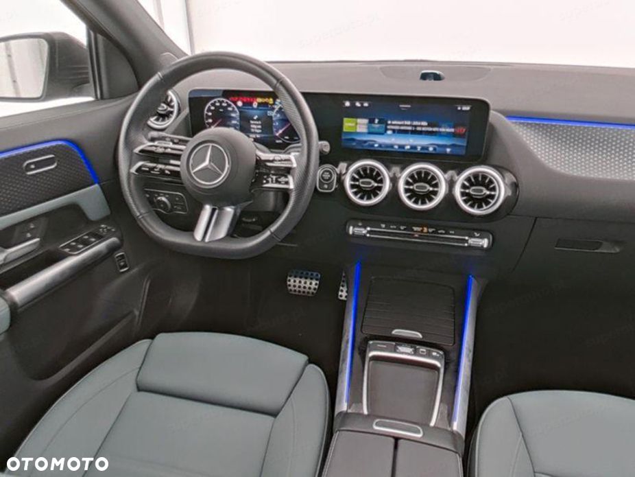 Mercedes-Benz GLA 220 mHEV 4-Matic AMG Line 8G-DCT - 10